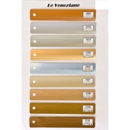 25 mm beneške žaluzije po meri z imitacijo lesa – eleganten dizajn